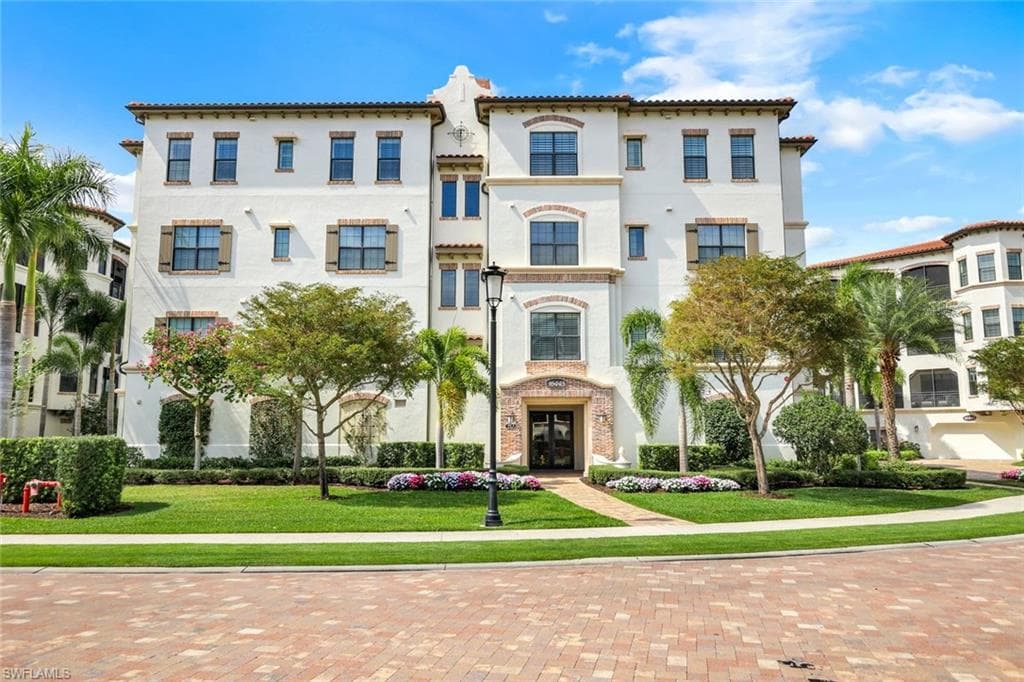 16445 Carrara Way 202, Naples, FL 34110-3