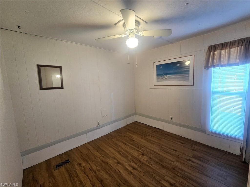 99 Moorhead Mnr 99, Naples, FL 34112-19