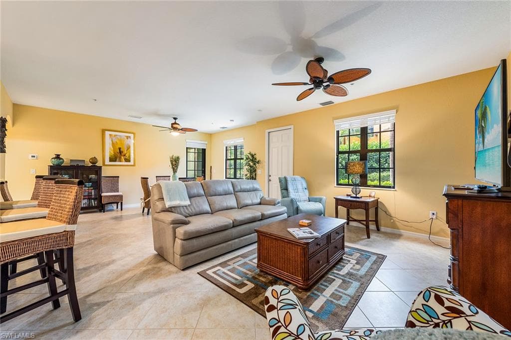 9036 Alturas St 3603, Naples, FL 34113-4
