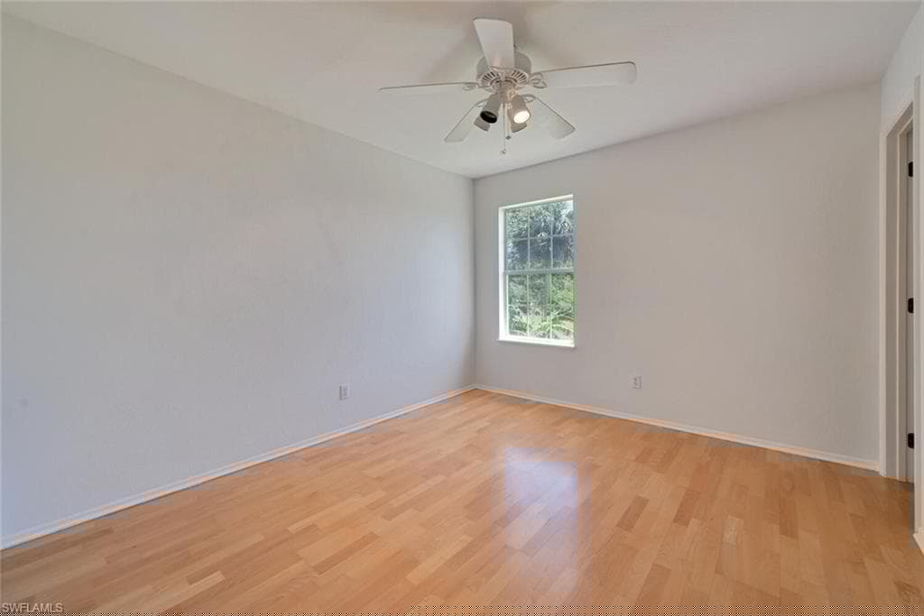 939 Church St, Everglades City, FL 34137-17