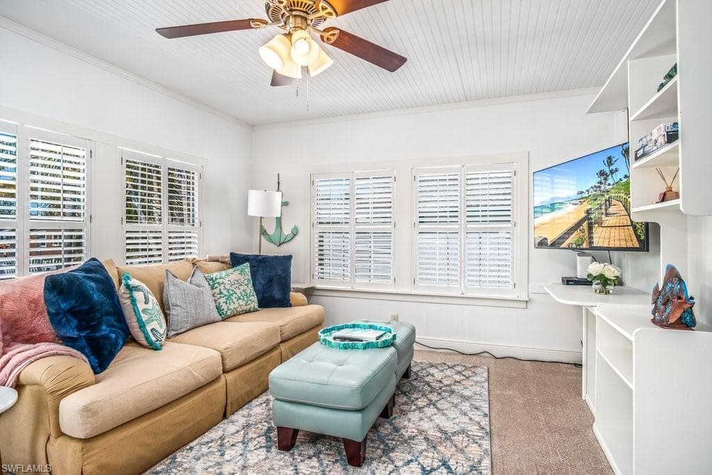1012 Ridge St, Naples, FL 34103-8