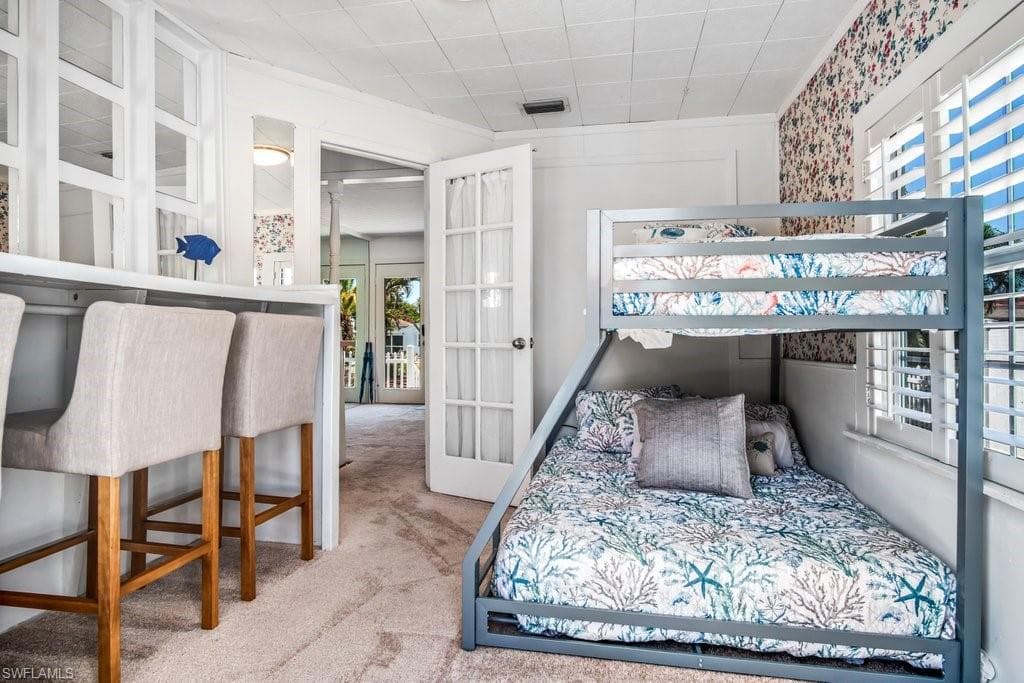 1012 Ridge St, Naples, FL 34103-24