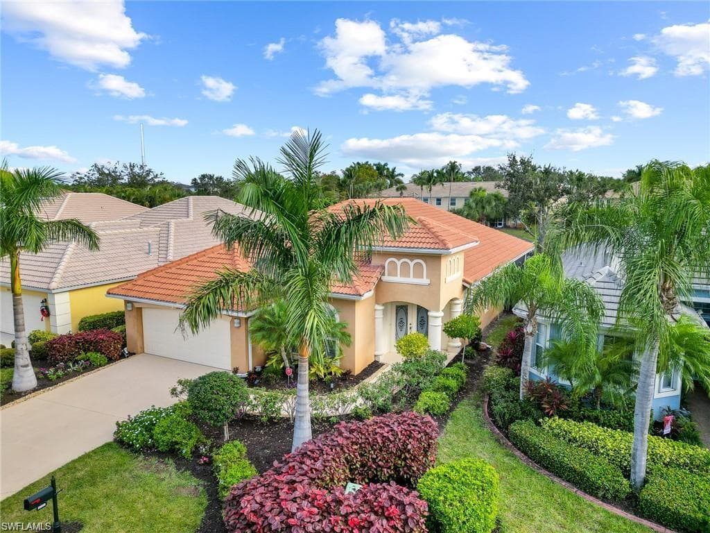 20040 Rookery Dr, Estero, FL 33928-1
