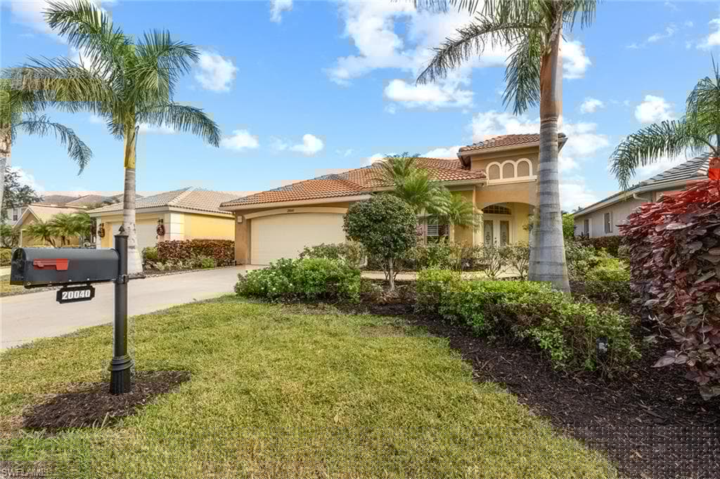 20040 Rookery Dr, Estero, FL 33928-4
