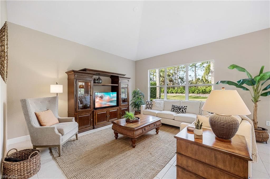 8920 Mustang Island Cir, Naples, FL 34113-9