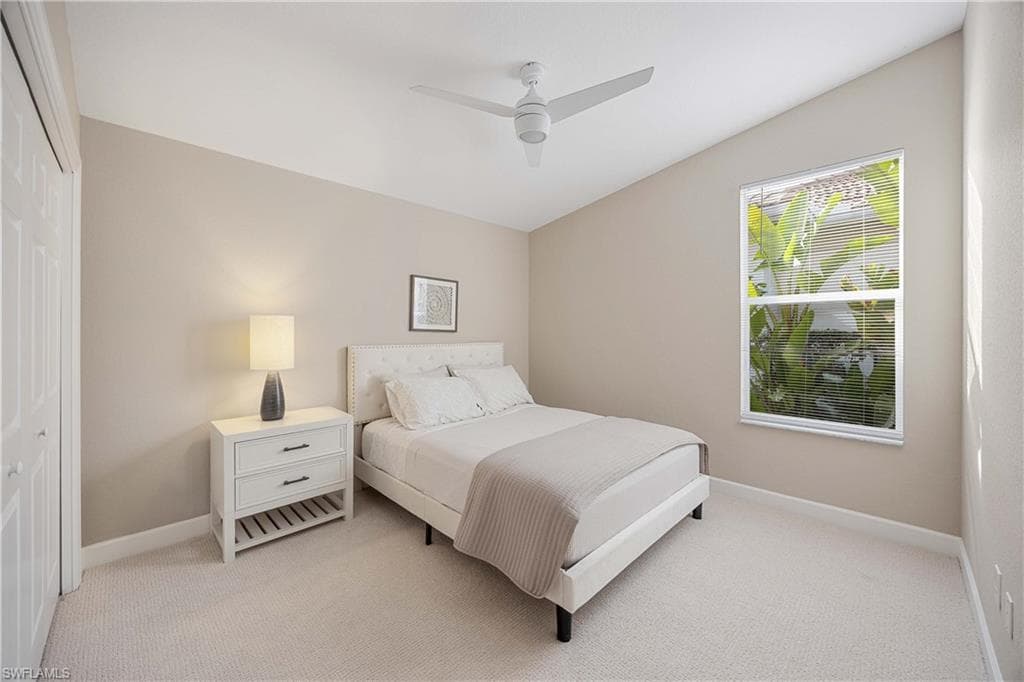 8920 Mustang Island Cir, Naples, FL 34113-17