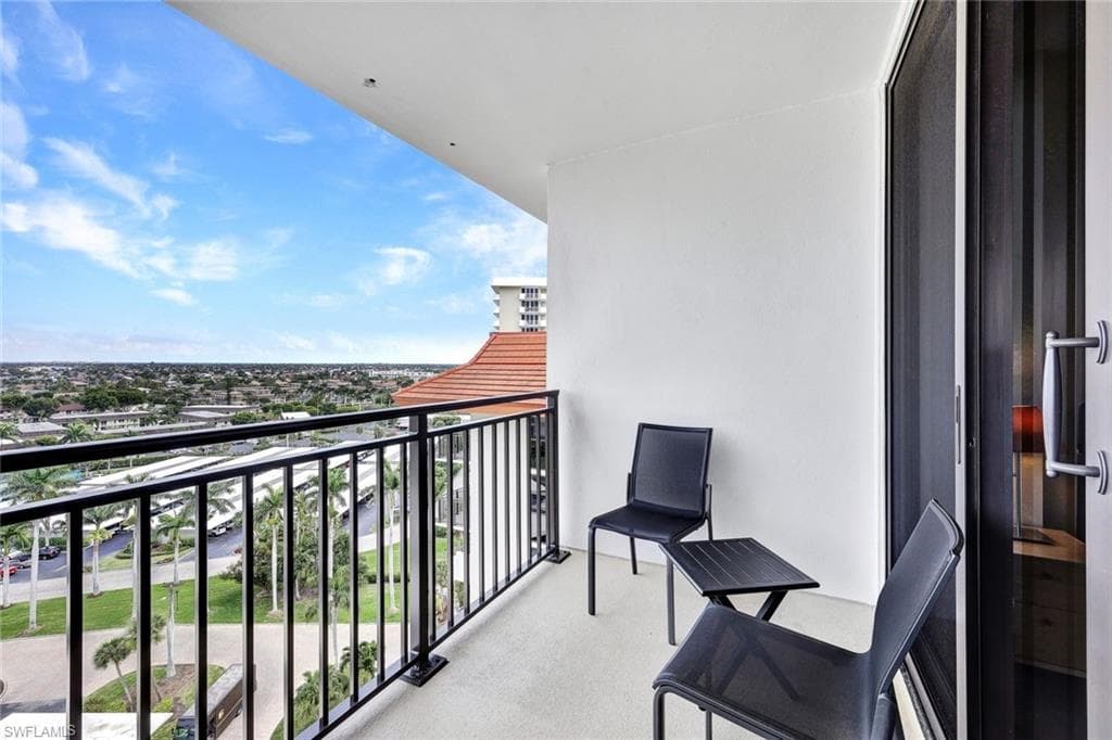 180 Seaview Ct 1208, Marco Island, FL 34145-17
