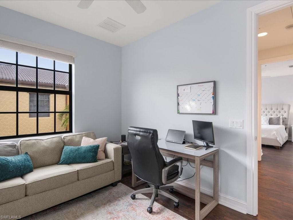 9151 Delano St 9705, Naples, FL 34113-16