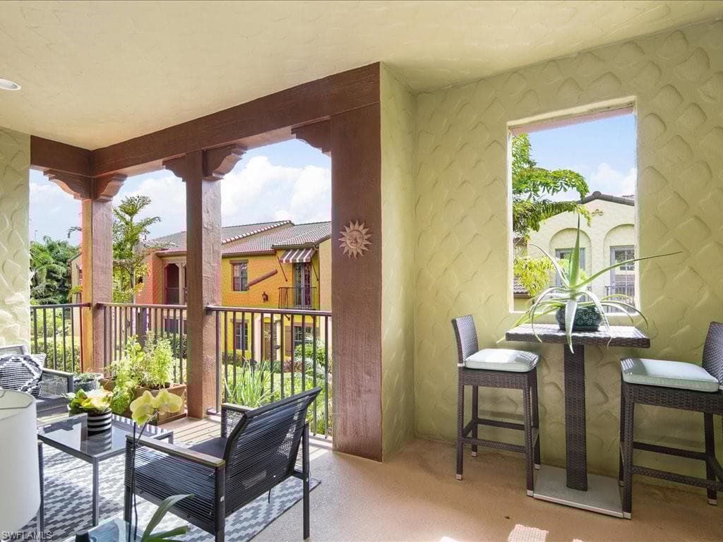 9151 Delano St 9705, Naples, FL 34113-24