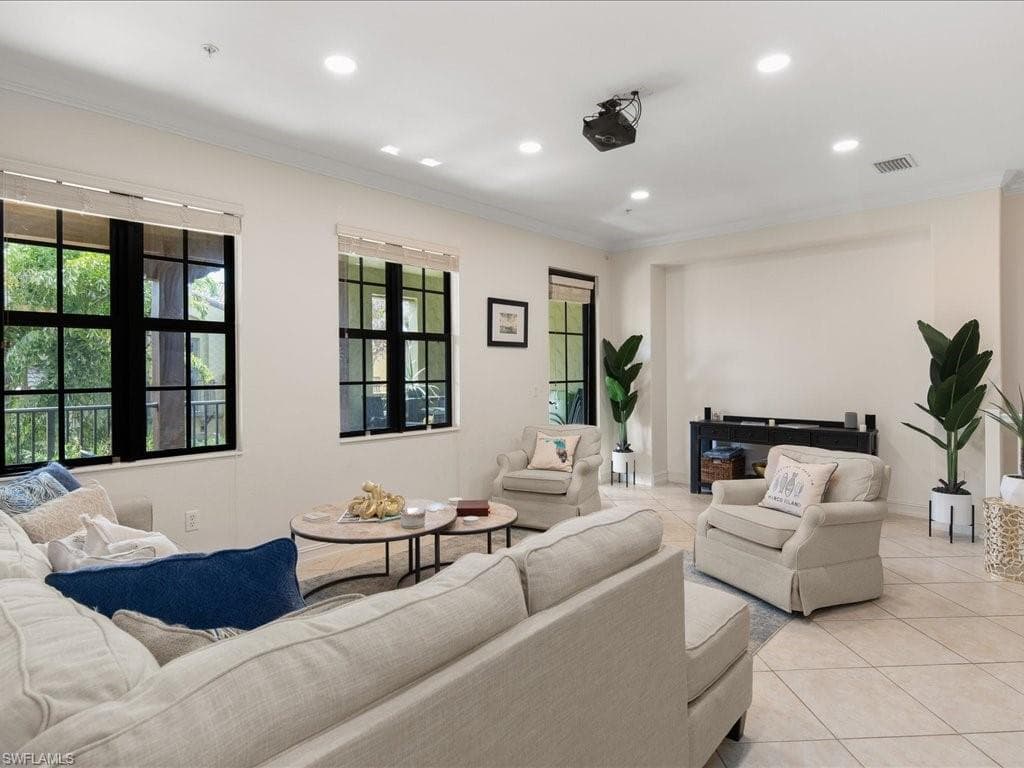 9151 Delano St 9705, Naples, FL 34113-8