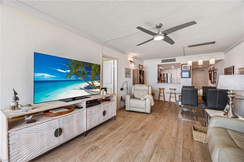 180 Seaview Ct 417, Marco Island, FL 34145-14