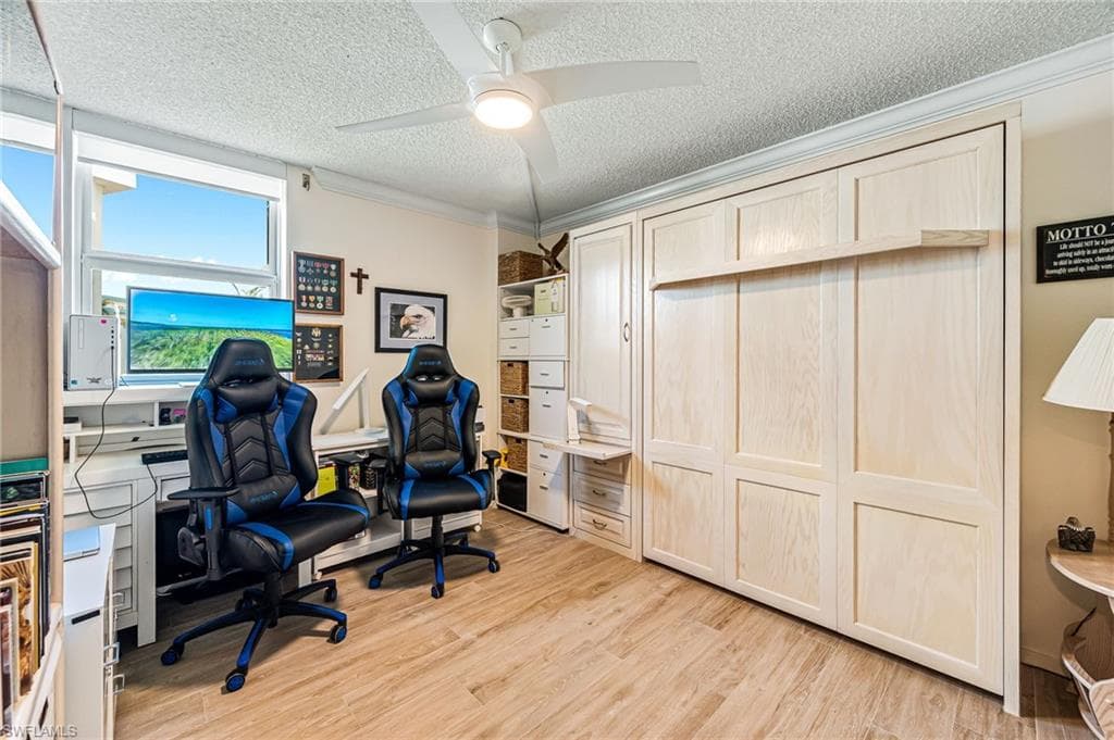 180 Seaview Ct 417, Marco Island, FL 34145-22