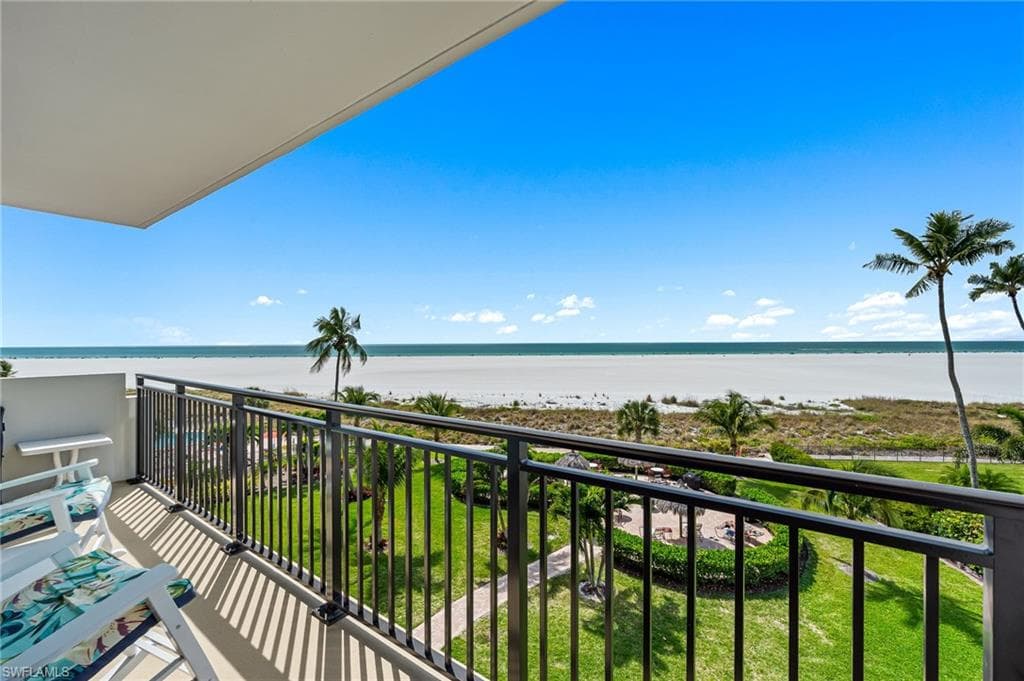 180 Seaview Ct 417, Marco Island, FL 34145-24