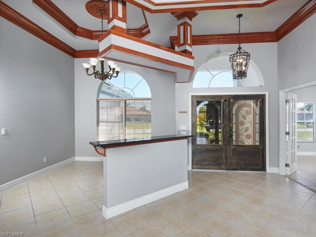 18307 Royal Hammock Blvd, Naples, FL 34114-3
