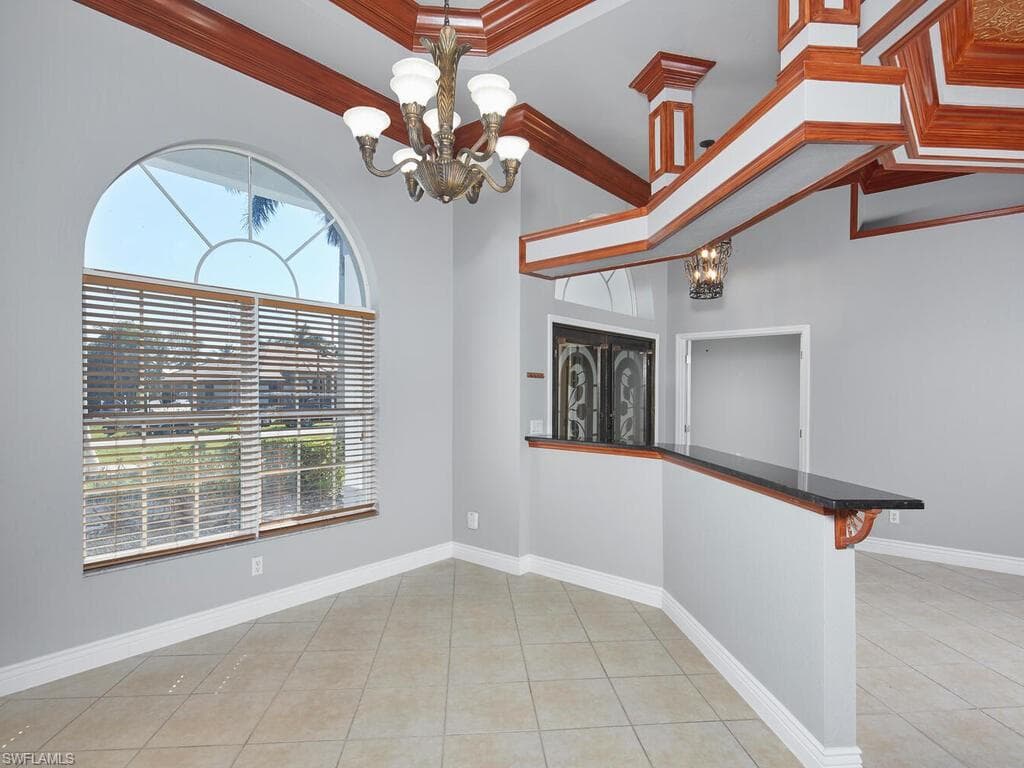 18307 Royal Hammock Blvd, Naples, FL 34114-5