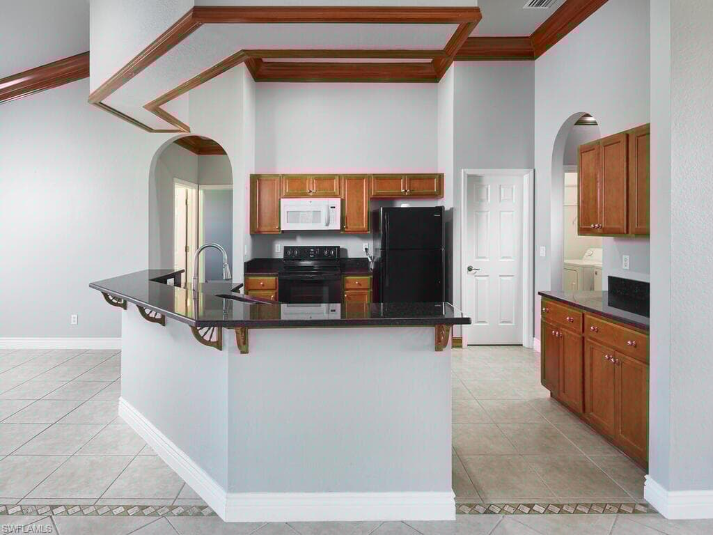 18307 Royal Hammock Blvd, Naples, FL 34114-7