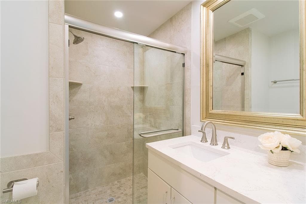 2011 Gulf Shore Blvd N 56, Naples, FL 34102-13