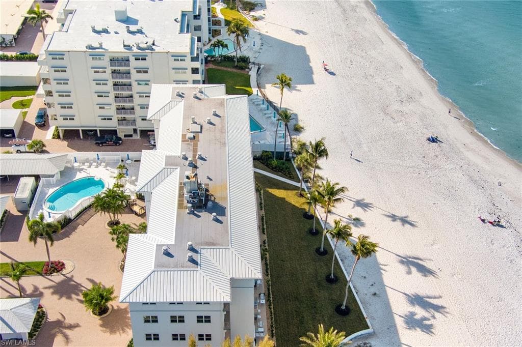 2011 Gulf Shore Blvd N 56, Naples, FL 34102-26