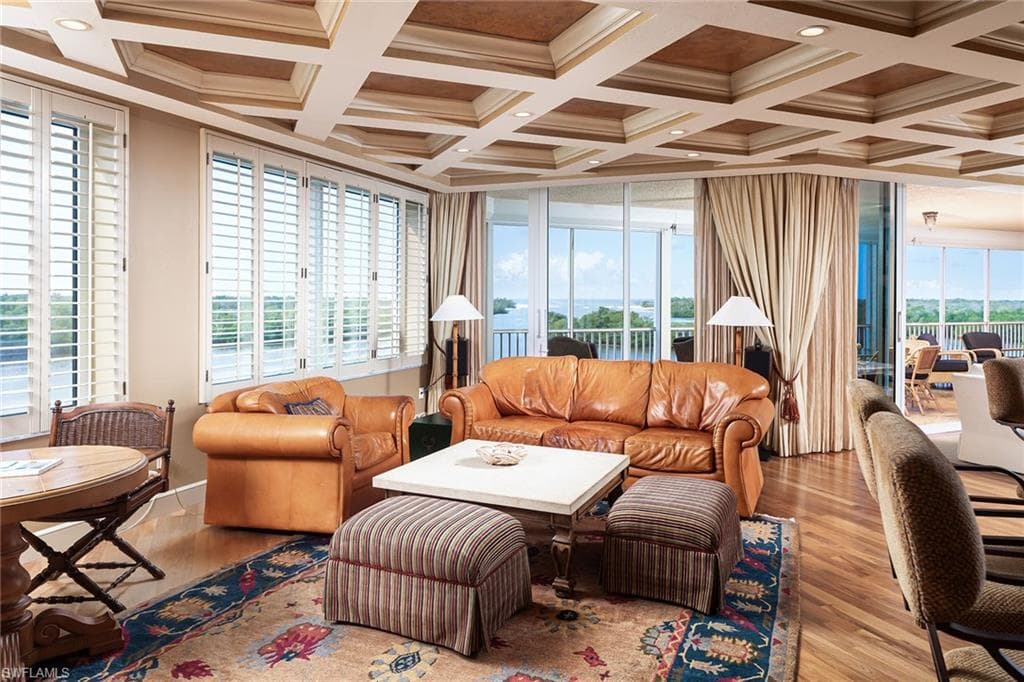 425 Dockside Dr 404, Naples, FL 34110-10