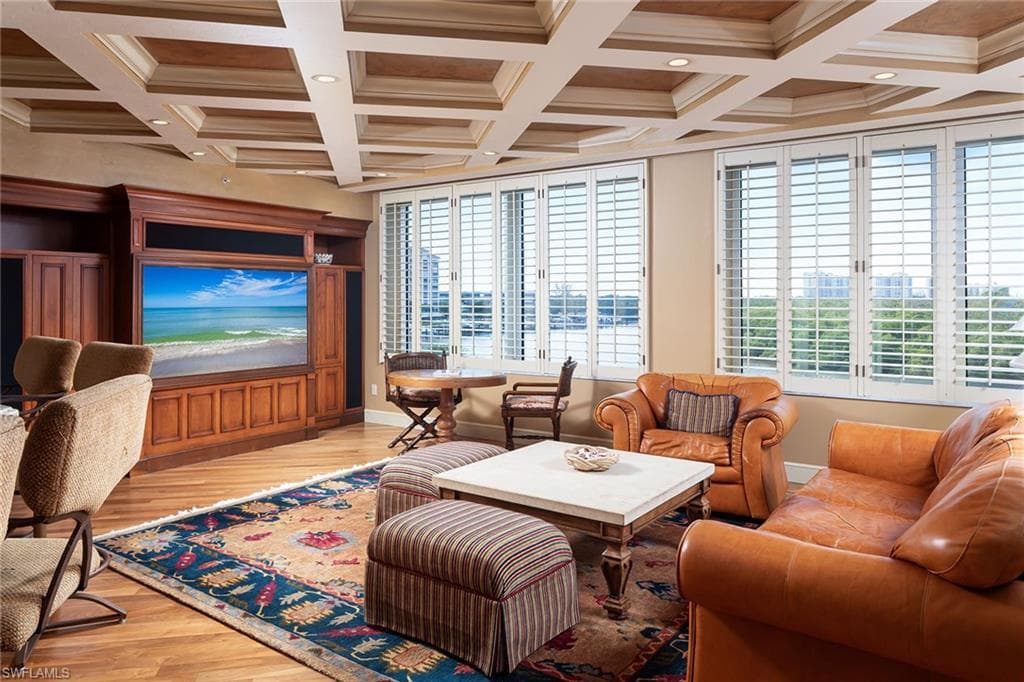 425 Dockside Dr 404, Naples, FL 34110-11