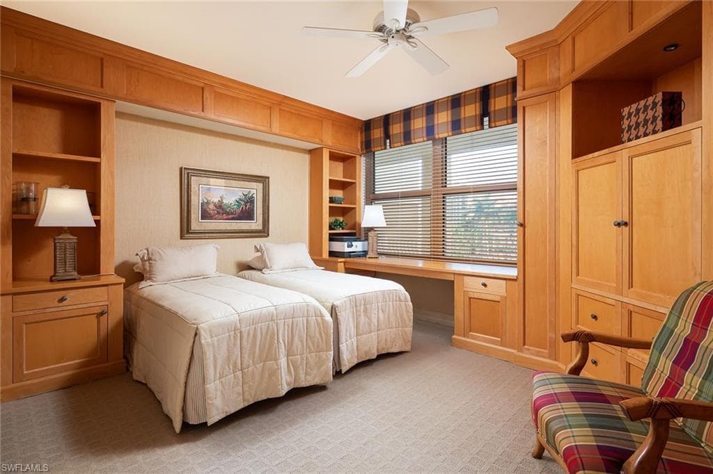 425 Dockside Dr 404, Naples, FL 34110-22