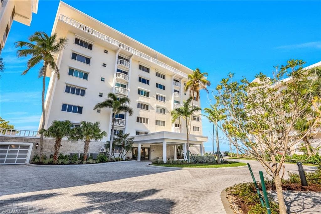 3401 Gulf Shore Blvd N 203, Naples, FL 34103-4