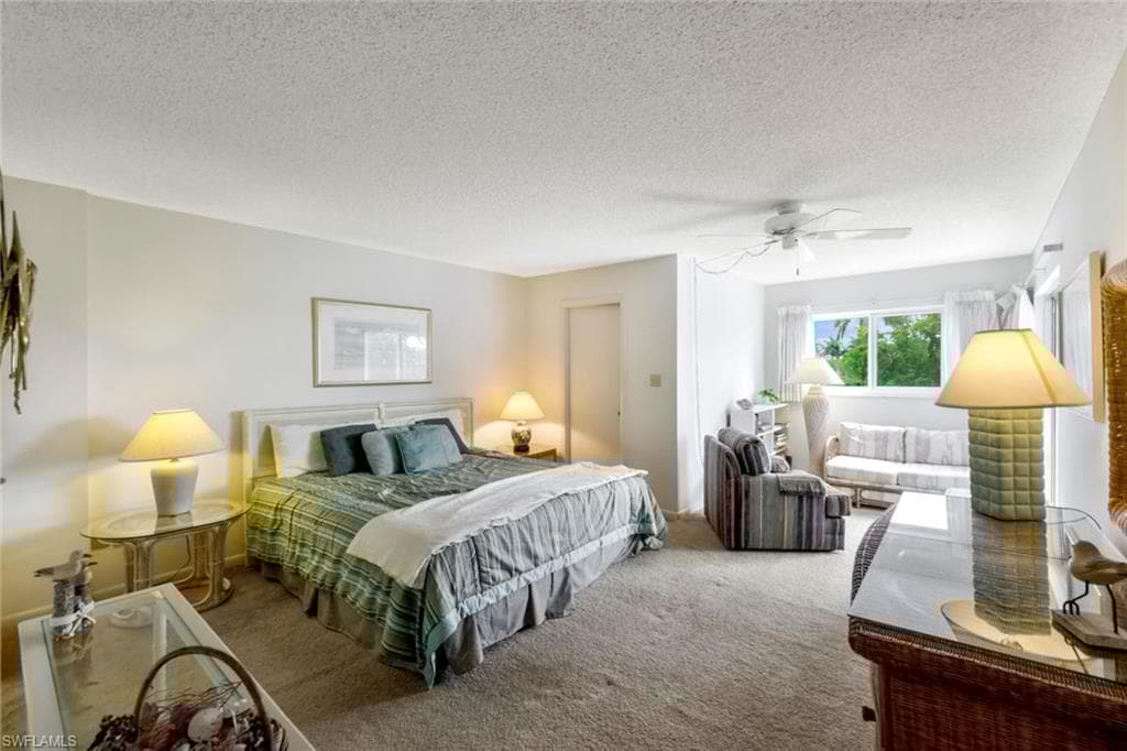 555 Park Shore Dr B-412, Naples, FL 34103-15