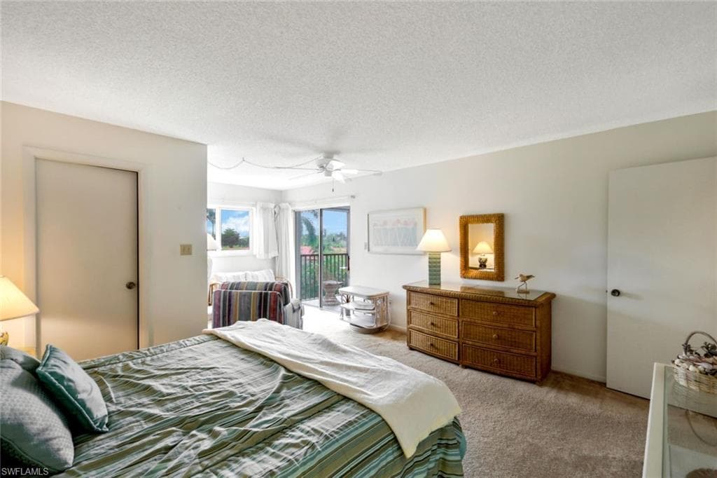 555 Park Shore Dr B-412, Naples, FL 34103-16