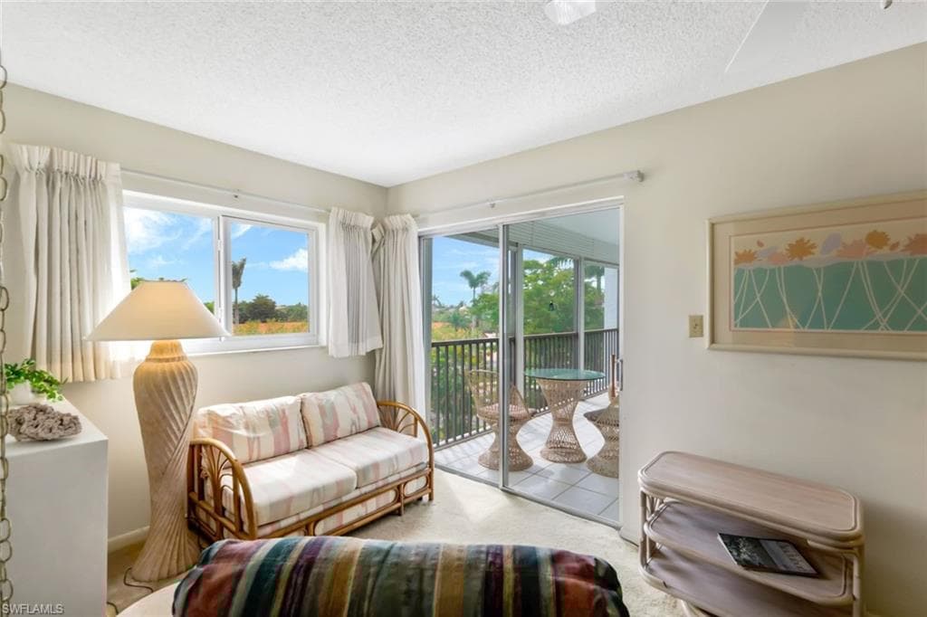 555 Park Shore Dr B-412, Naples, FL 34103-19