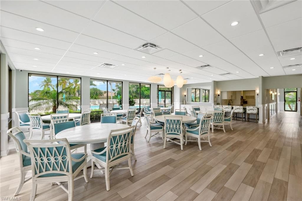 555 Park Shore Dr B-412, Naples, FL 34103-29
