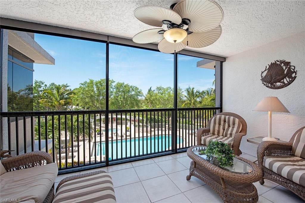6825 Grenadier Blvd 101, Naples, FL 34108-4