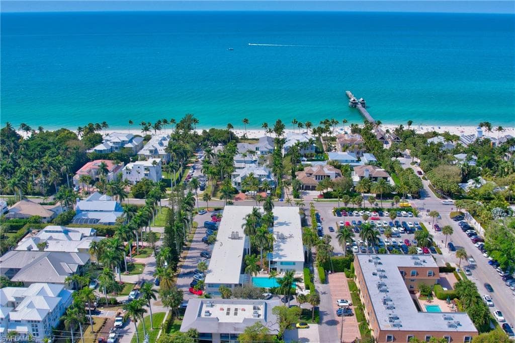 1295 Gulf Shore Blvd S 136, Naples, FL 34102-24