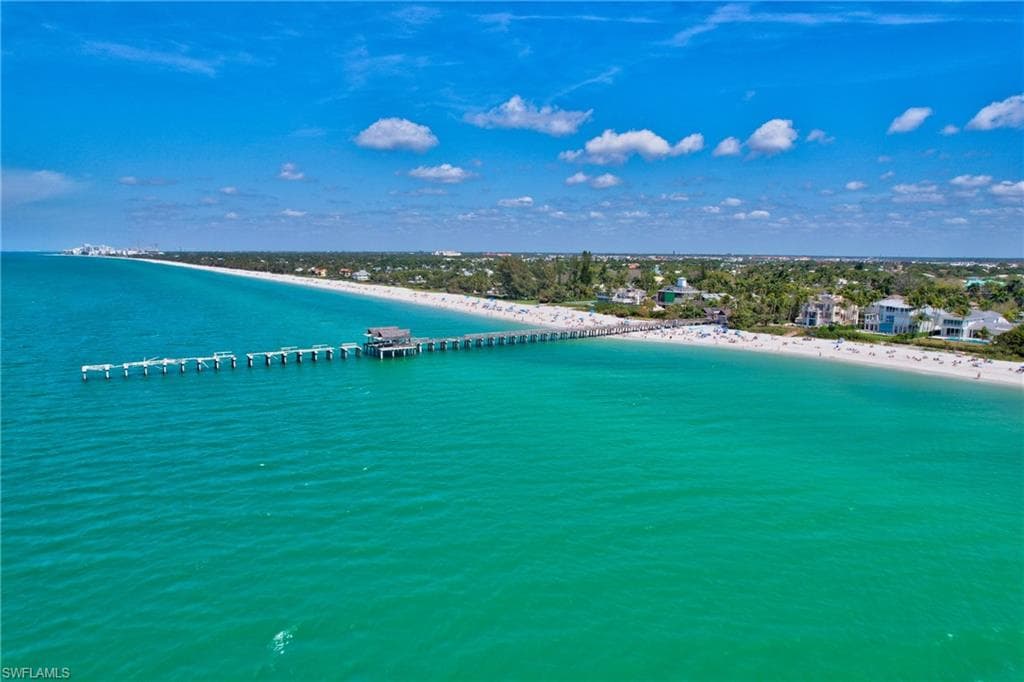 1295 Gulf Shore Blvd S 136, Naples, FL 34102-27