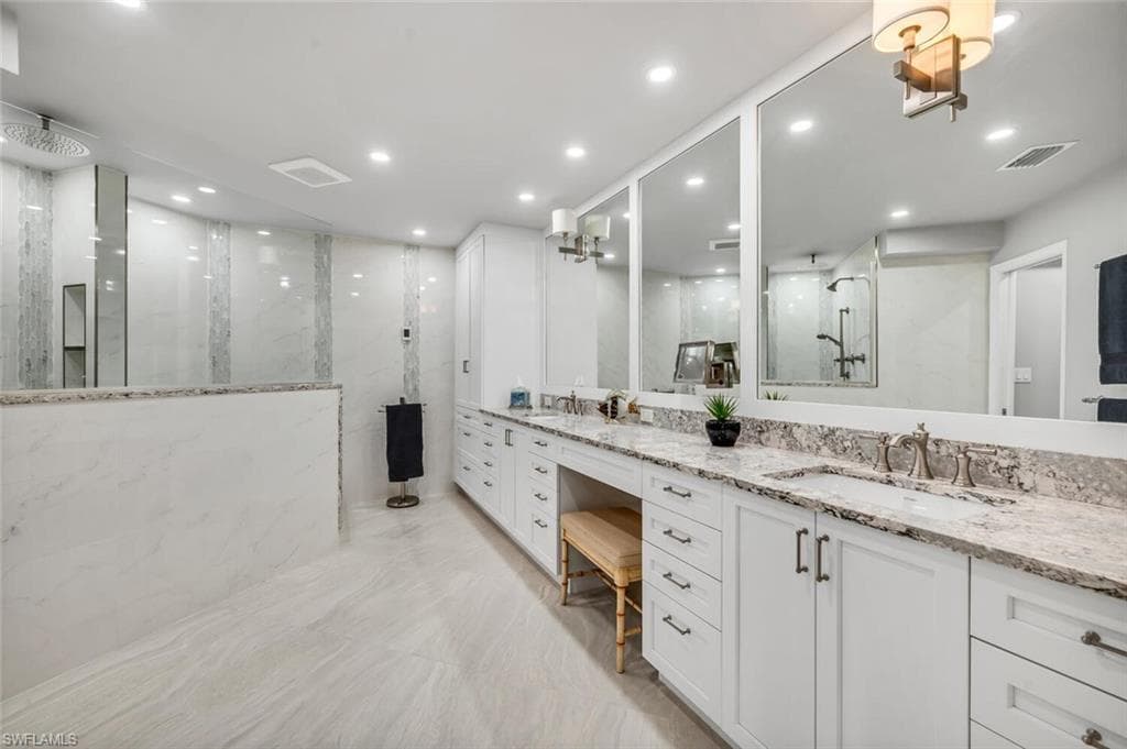 6001 Pelican Bay Blvd Penthouse E, Naples, FL 34108-14