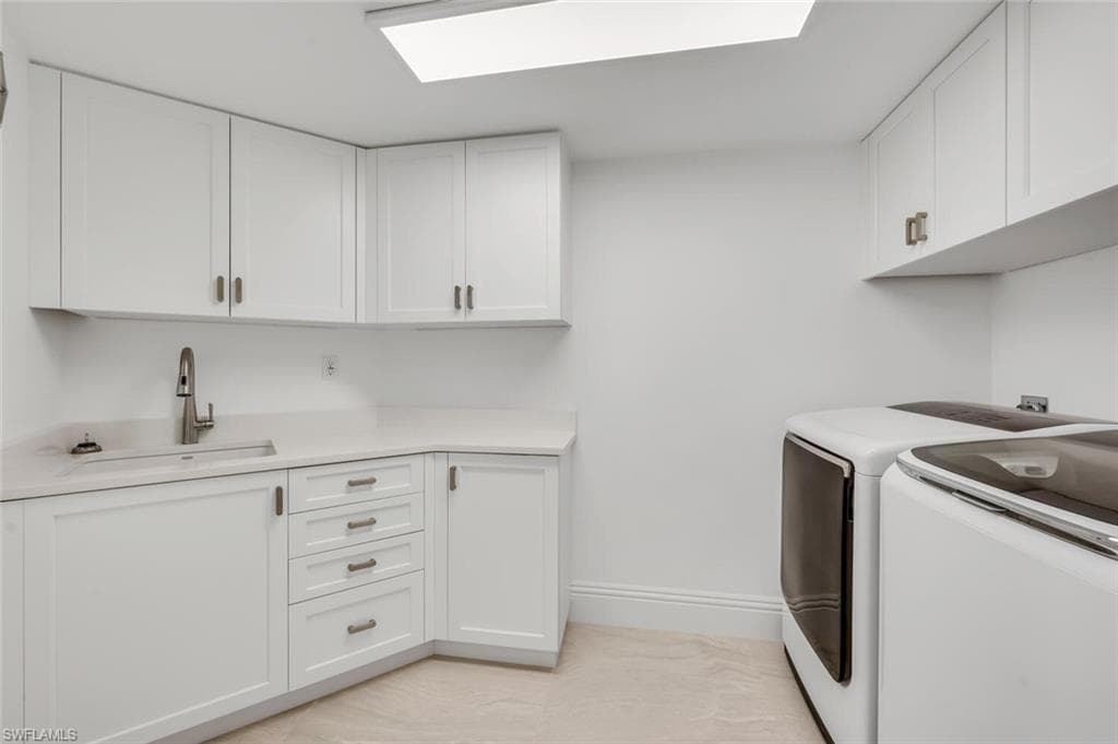 6001 Pelican Bay Blvd Penthouse E, Naples, FL 34108-19