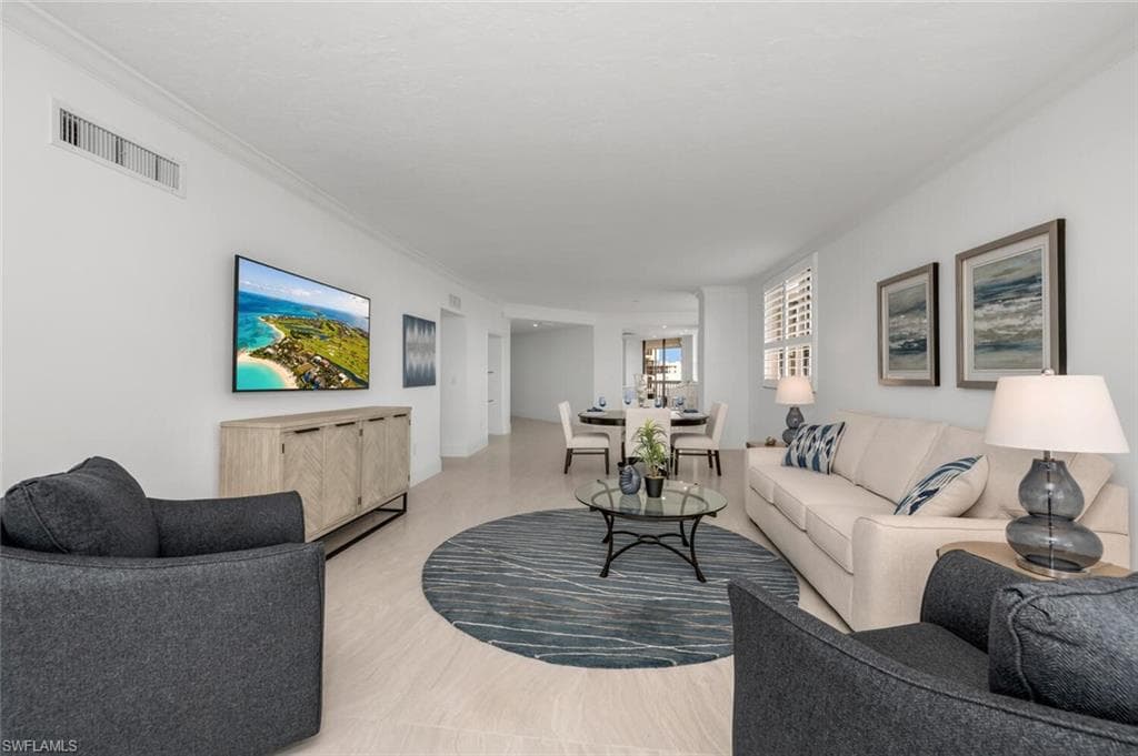 6001 Pelican Bay Blvd Penthouse E, Naples, FL 34108-6