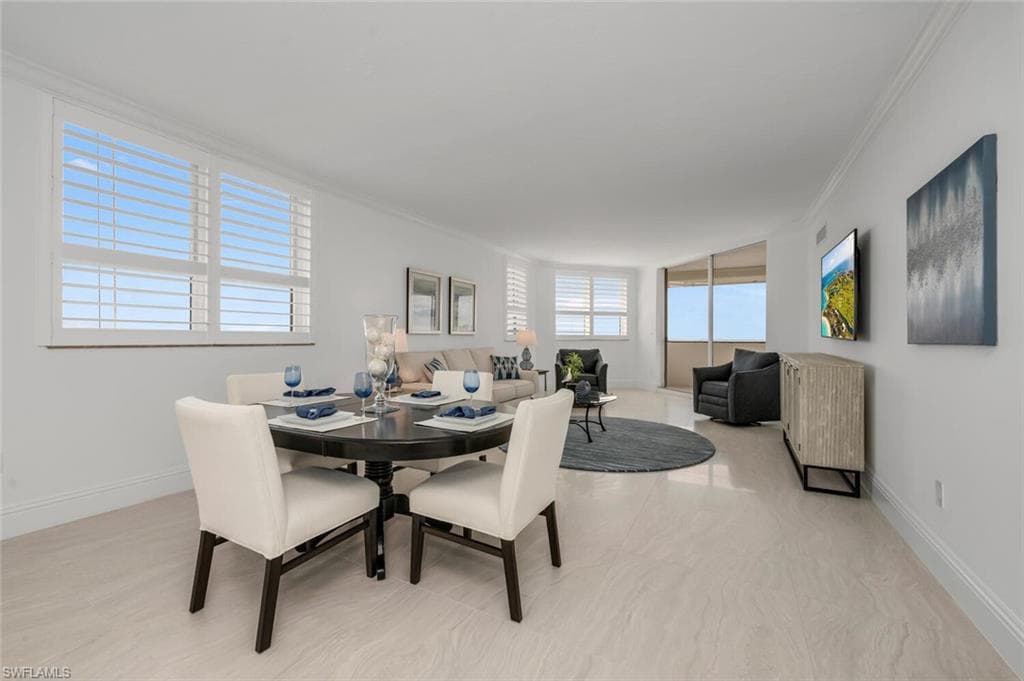 6001 Pelican Bay Blvd Penthouse E, Naples, FL 34108-8