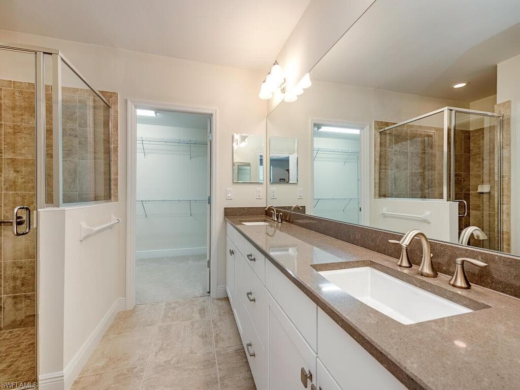6981 Avalon Cir 1203, Naples, FL 34112-9
