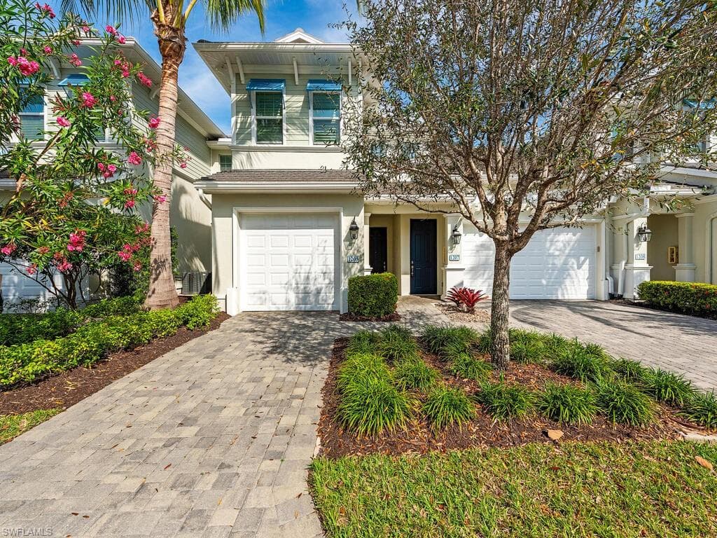 6981 Avalon Cir 1203, Naples, FL 34112-2