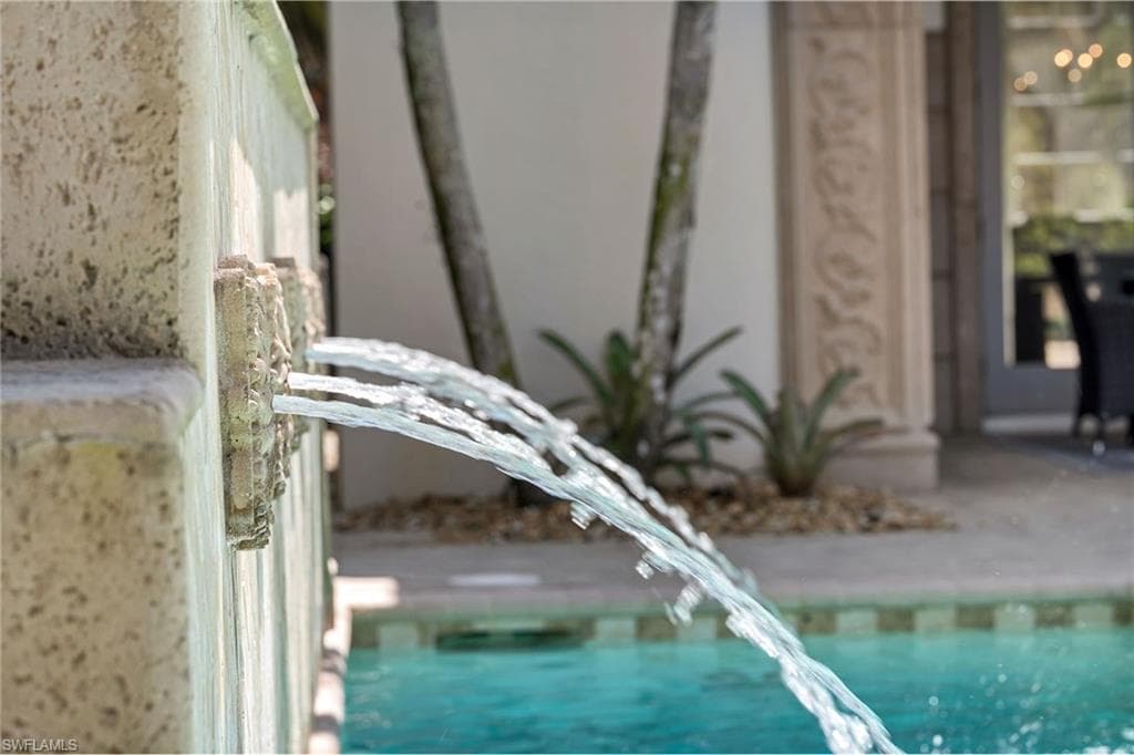 15655 Villoresi Way, Naples, FL 34110-14