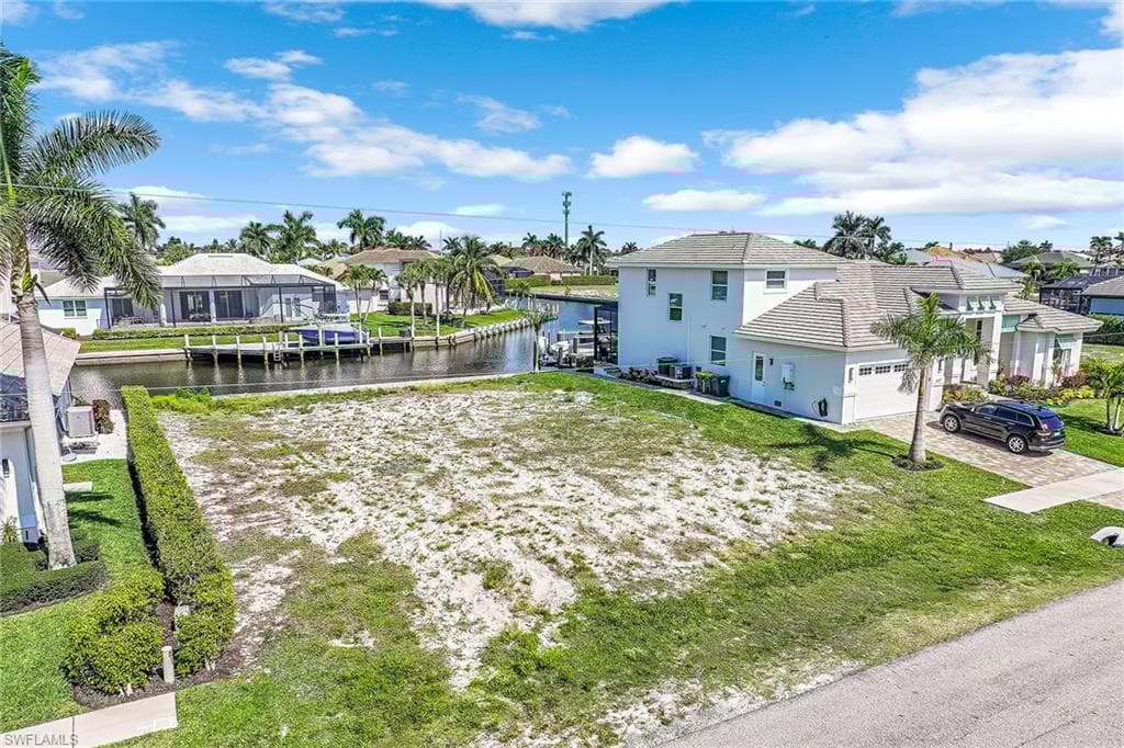 459 Waterleaf Ct, Marco Island, FL 34145-13