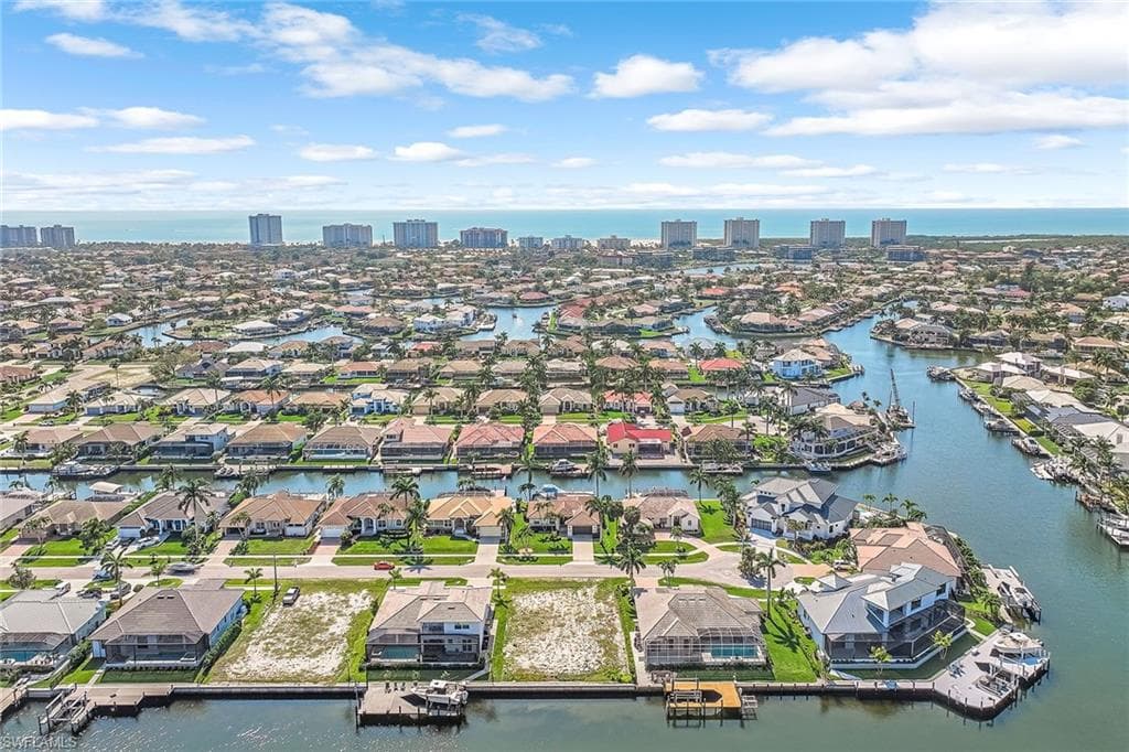 459 Waterleaf Ct, Marco Island, FL 34145-6
