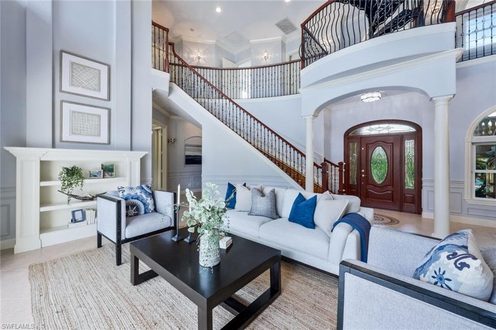 1835 Kingfish Rd, Naples, FL 34102-12