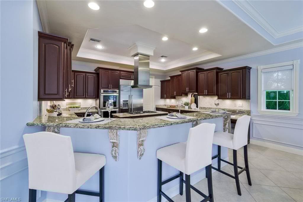 1835 Kingfish Rd, Naples, FL 34102-24