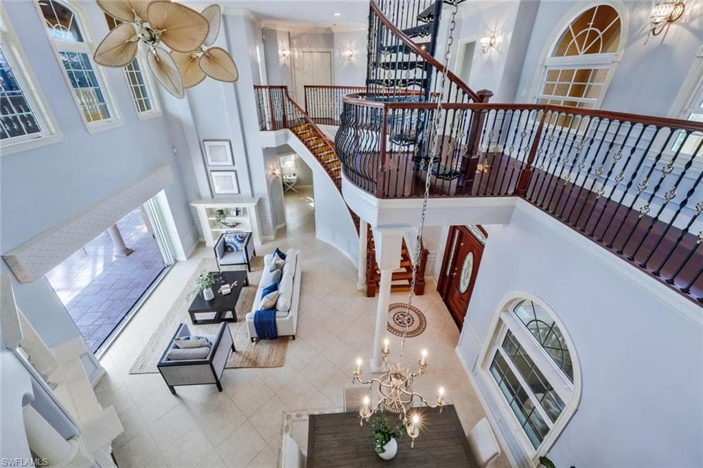 1835 Kingfish Rd, Naples, FL 34102-28