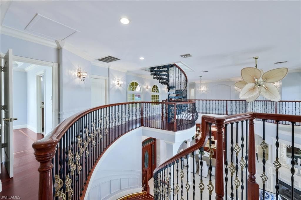 1835 Kingfish Rd, Naples, FL 34102-30