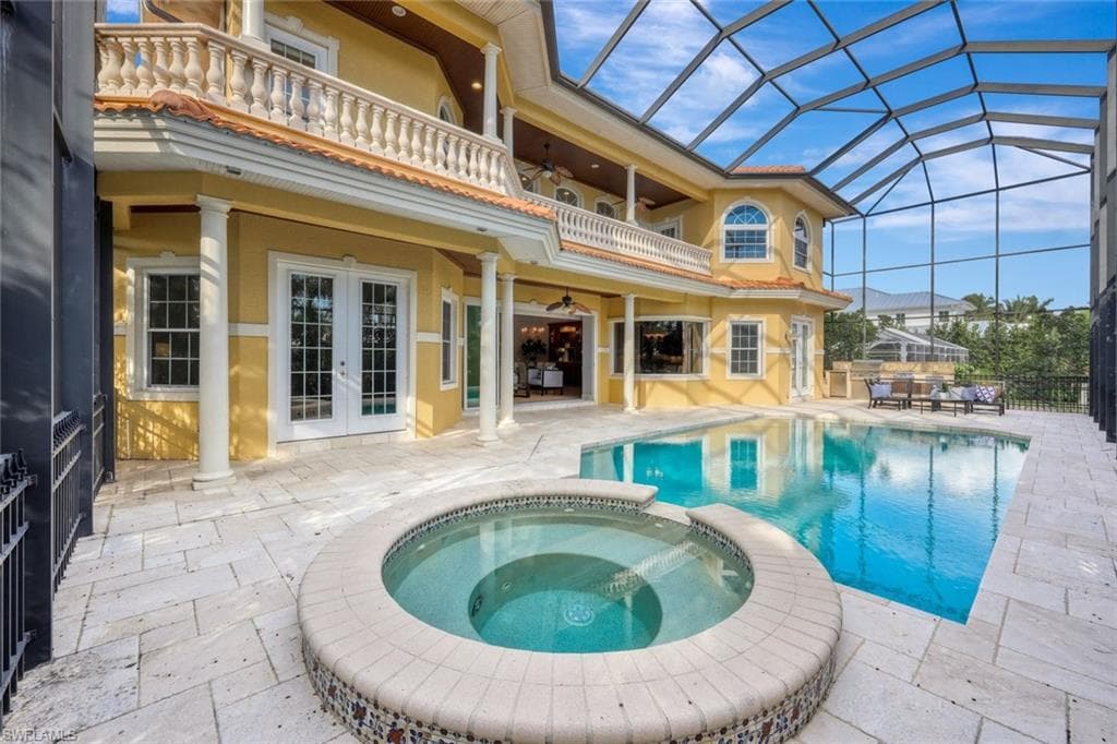 1835 Kingfish Rd, Naples, FL 34102-51