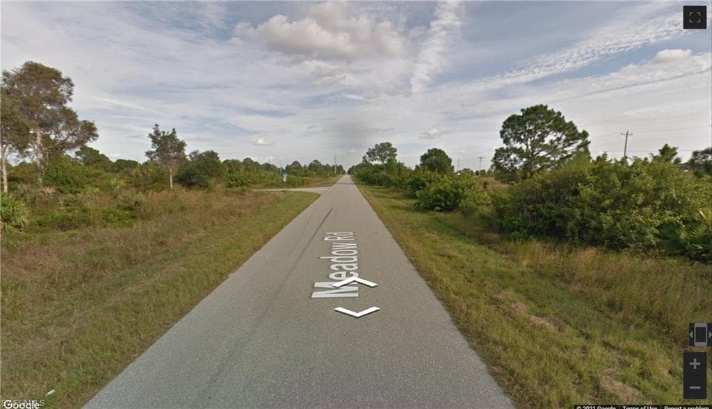 2902 Meadow Rd, Lehigh Acres, FL 33974-1