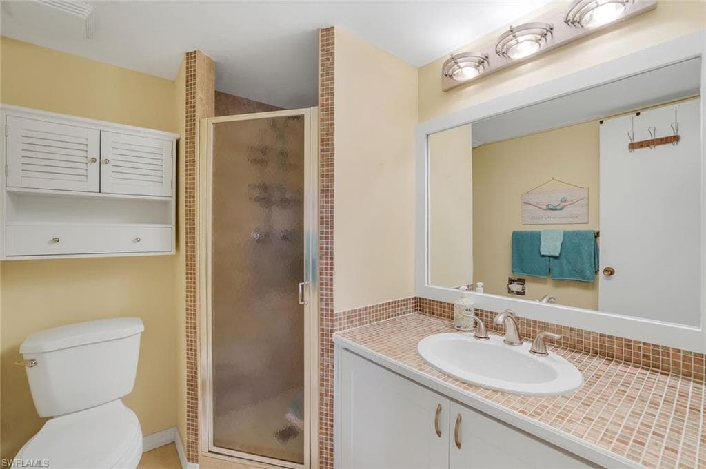1087 Forest Lakes Dr 1-104, Naples, FL 34105-16