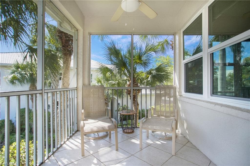4690 Hawks Nest Way E-204, Naples, FL 34114-10